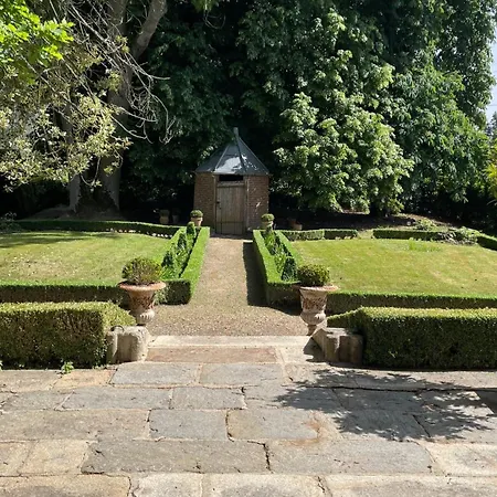 Le Manoir De La Bigotiere Bed and Breakfast Pleslin-Trigavou
